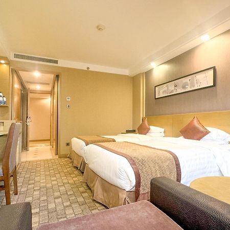 Beijing New Century Hotel Exterior foto