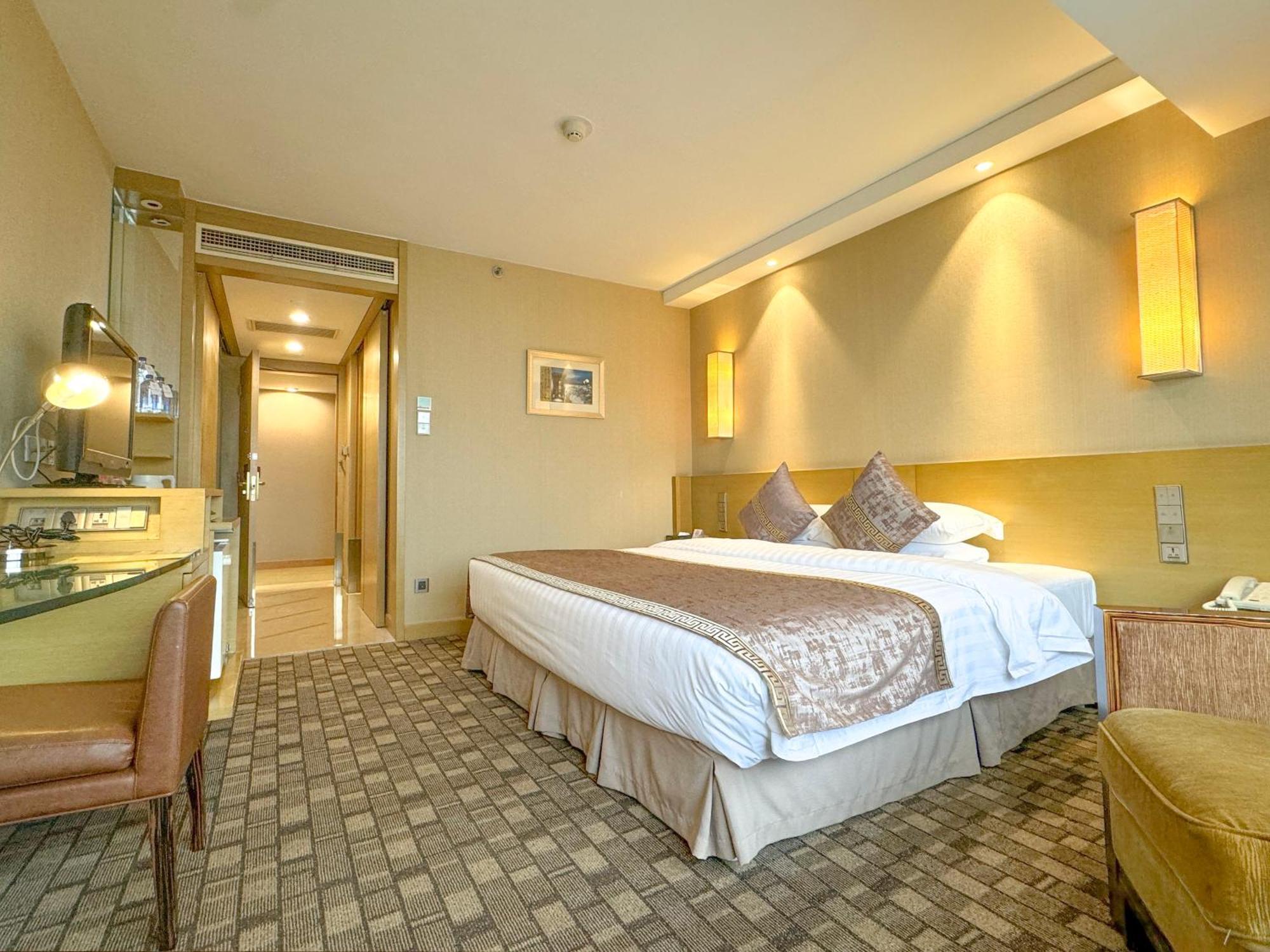 Beijing New Century Hotel Exterior foto