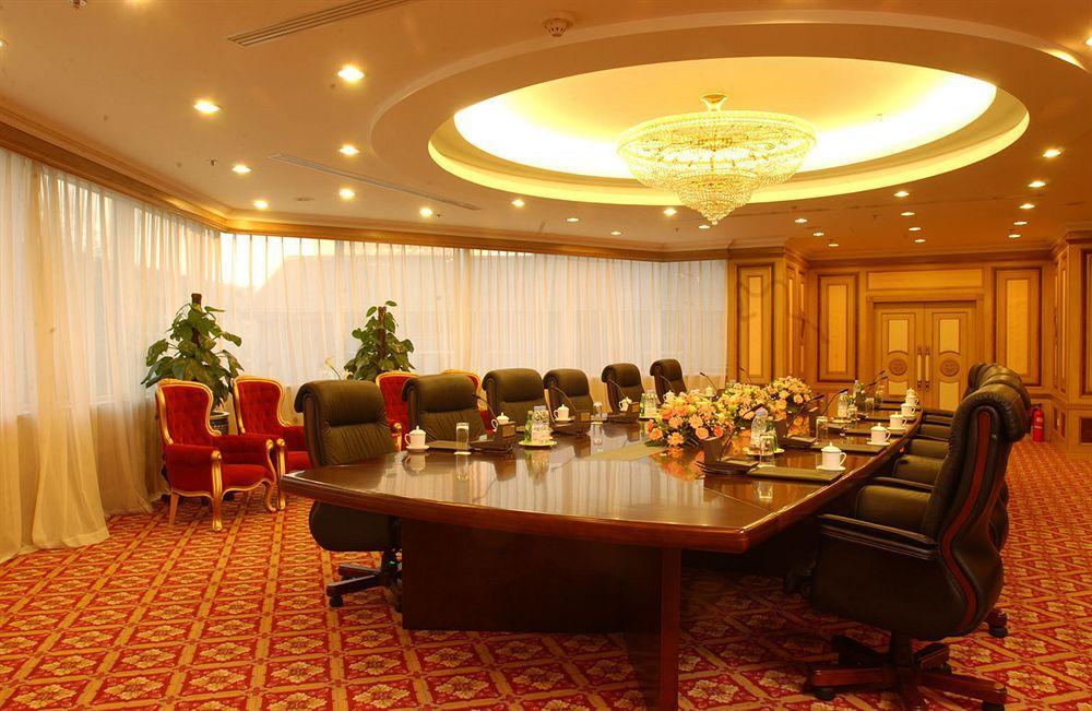 Beijing New Century Hotel Exterior foto