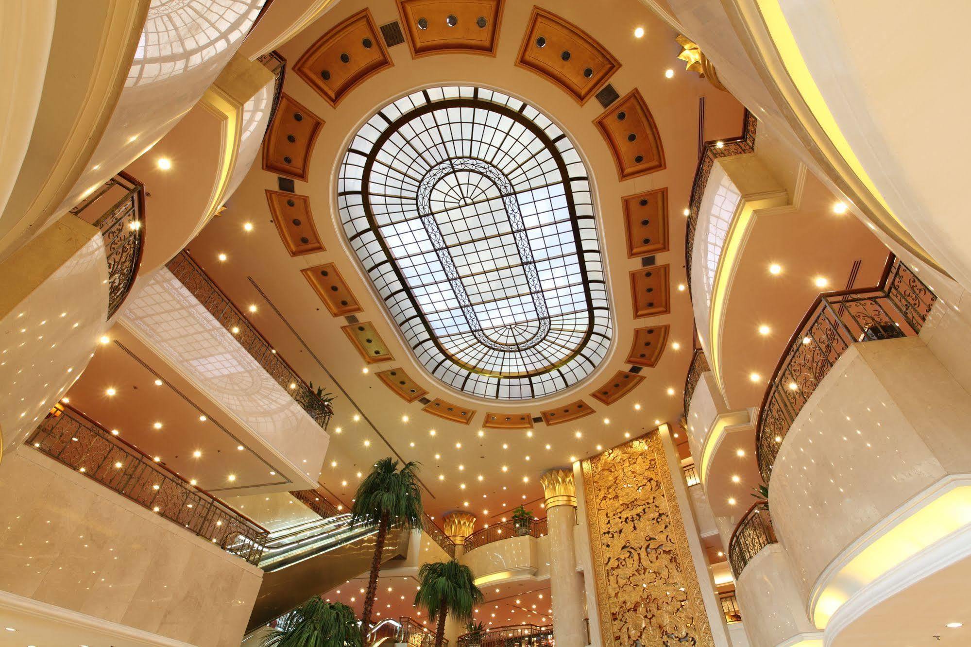 Beijing New Century Hotel Exterior foto
